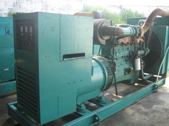 平阳出租发电机-发电机组购买指南都有哪些