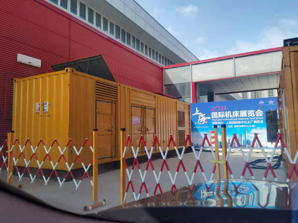 平阳发电车出租-发电机无电压或电压太低怎么办？