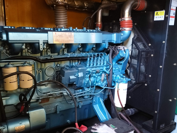 平阳磷酸铁锂蓄电池的使用寿命与哪些因素有关？